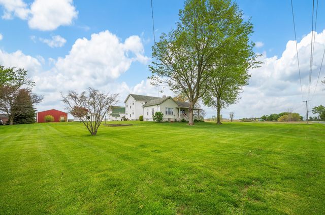 16686 Cleveland Avenue, Weesaw Twp, MI 49113