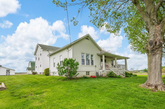 16686 Cleveland Avenue, Weesaw Twp, MI 49113