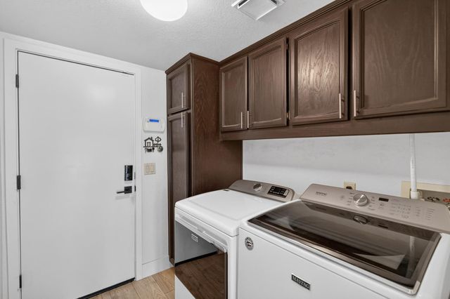 9218 Bromfield Ct, Elk Grove, CA 95624
