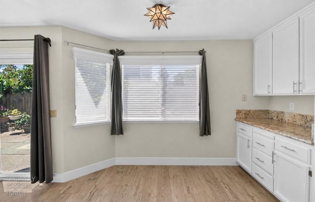 9218 Bromfield Ct, Elk Grove, CA 95624