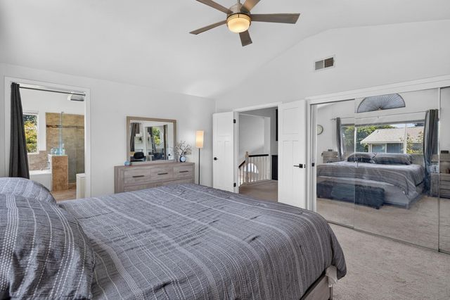 9218 Bromfield Ct, Elk Grove, CA 95624