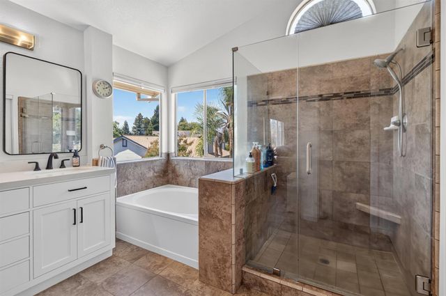 9218 Bromfield Ct, Elk Grove, CA 95624