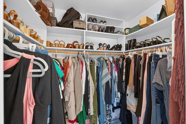 9218 Bromfield Ct, Elk Grove, CA 95624