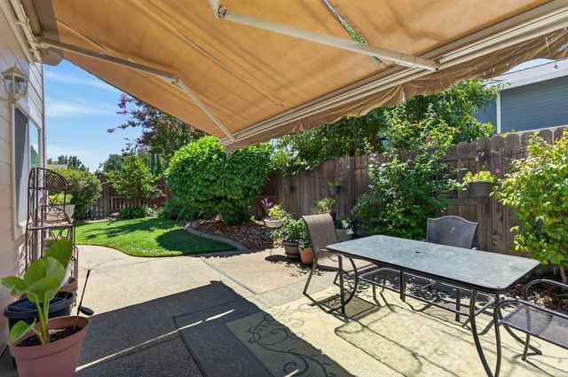 9218 Bromfield Ct, Elk Grove, CA 95624
