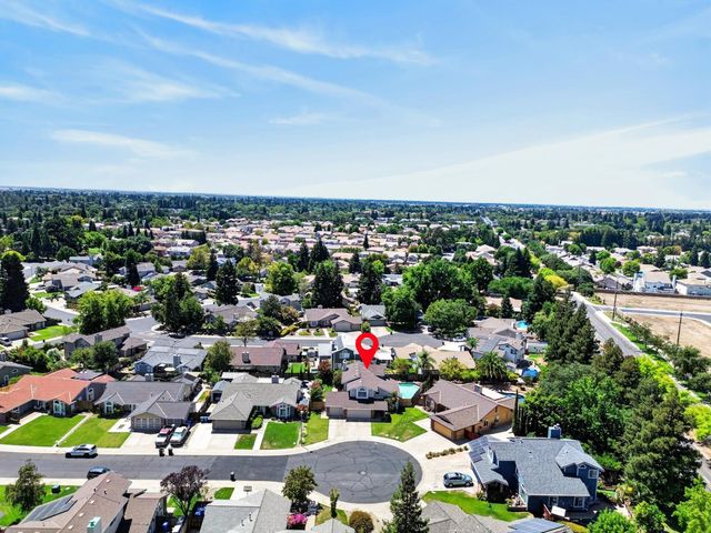 9218 Bromfield Ct, Elk Grove, CA 95624