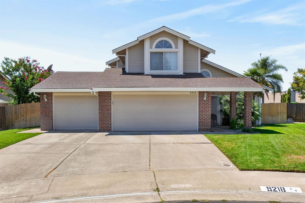 9218 Bromfield Ct, Elk Grove, CA 95624