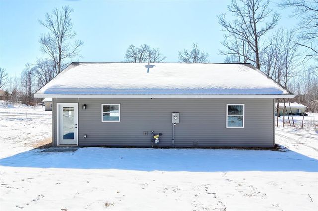 1520 Woodland Street, Spooner, WI 54801