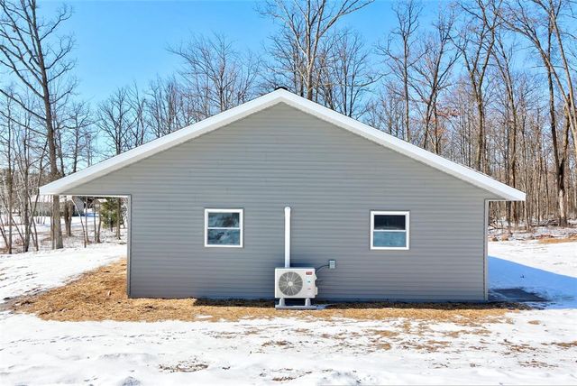 1520 Woodland Street, Spooner, WI 54801