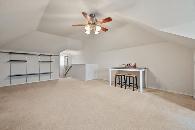 909 Mesquite Drive, Burleson, TX 76028