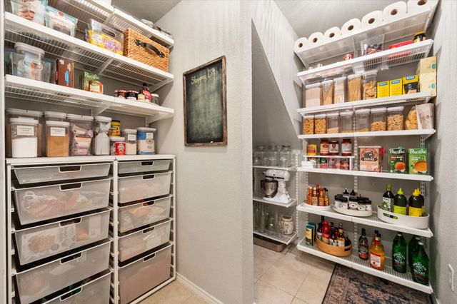 909 Mesquite Drive, Burleson, TX 76028