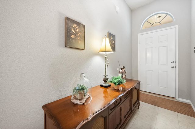 909 Mesquite Drive, Burleson, TX 76028