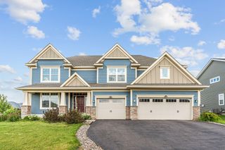 18306 Greenstone Way, Lakeville, MN 55044