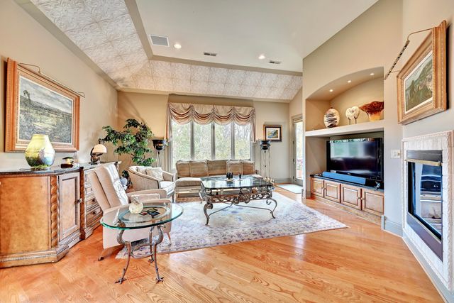 1152 Monarchos Ridge, Union, KY 41091