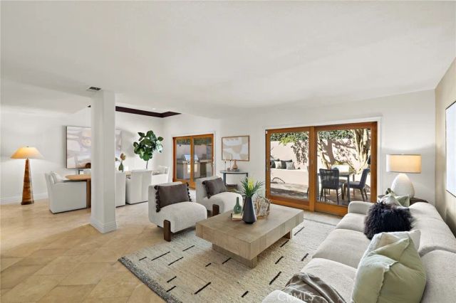 923 Balboa Avenue, Laguna Beach, CA 92651