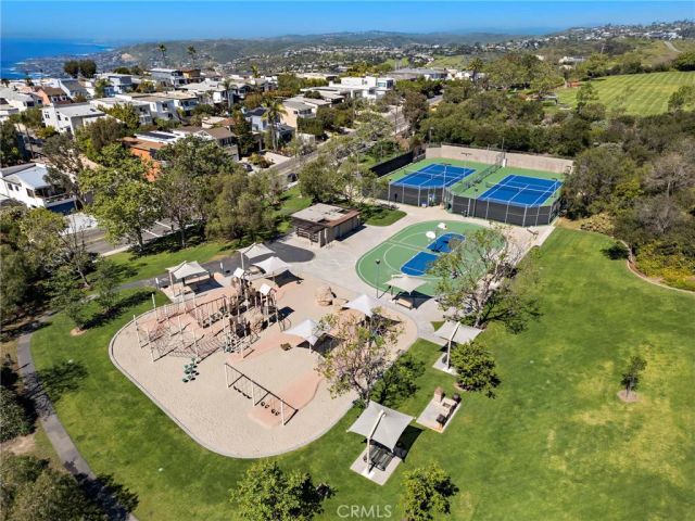 923 Balboa Avenue, Laguna Beach, CA 92651