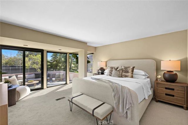 923 Balboa Avenue, Laguna Beach, CA 92651