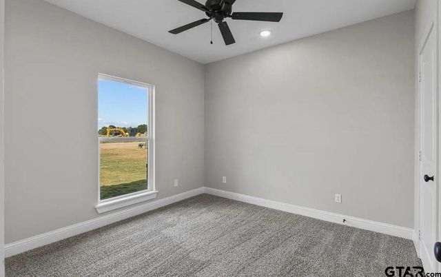 12316 Maplewood Dr, Lindale, TX 75771