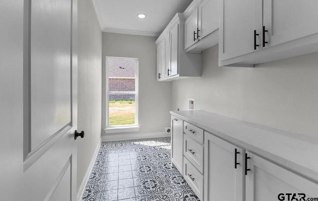 12316 Maplewood Dr, Lindale, TX 75771