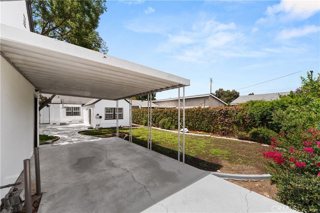 Image 29 of property listing at 1919 Bonita Avenue, La Verne, CA 91750