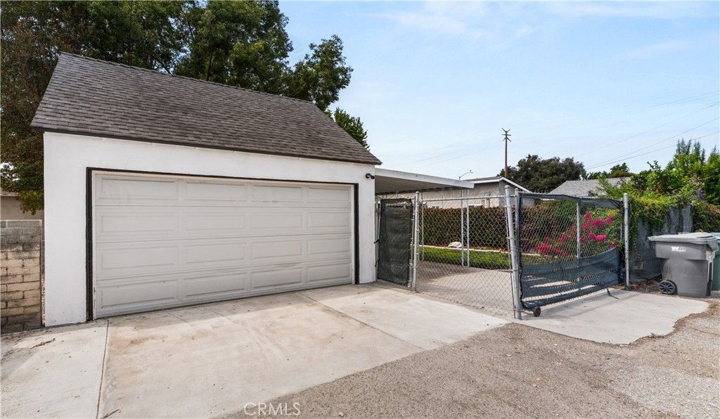 Image 32 of property listing at 1919 Bonita Avenue, La Verne, CA 91750