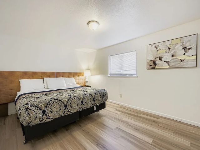 2001 Newbury Drive, Arlington, TX 76014