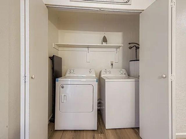 2001 Newbury Drive, Arlington, TX 76014