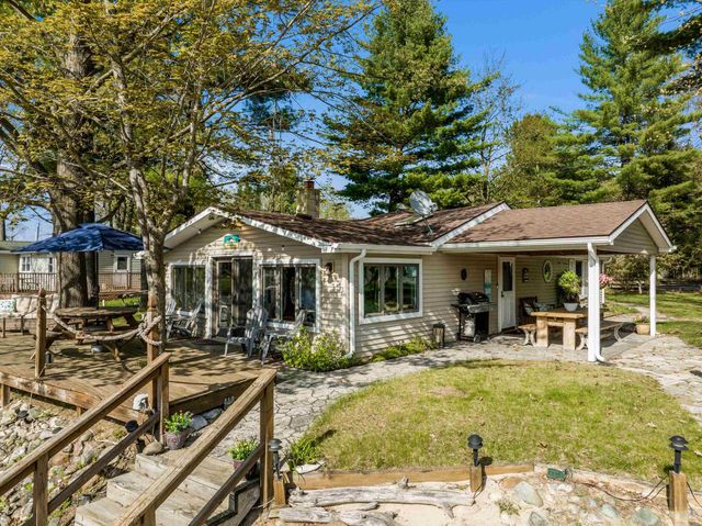 4425 Baker Road, Alger, MI 48610