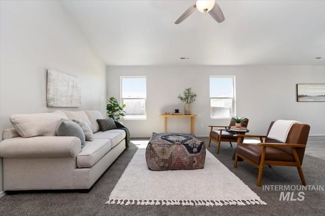 19585 Maywood Avenue, Caldwell, ID 83605