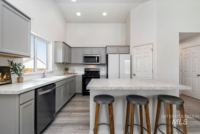 19585 Maywood Avenue, Caldwell, ID 83605