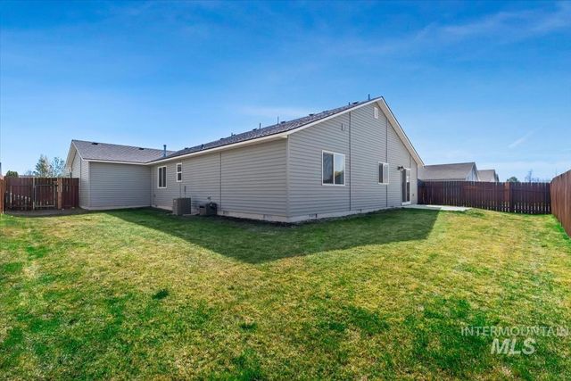19585 Maywood Avenue, Caldwell, ID 83605
