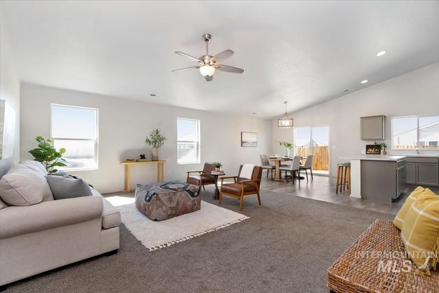 19585 Maywood Avenue, Caldwell, ID 83605