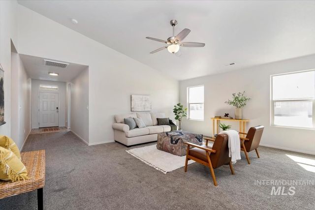 19585 Maywood Avenue, Caldwell, ID 83605