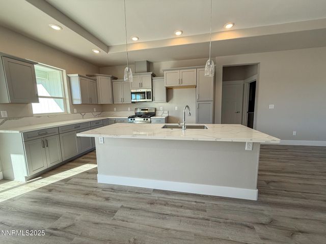 917 Saltbrush, Dayton, NV 89403