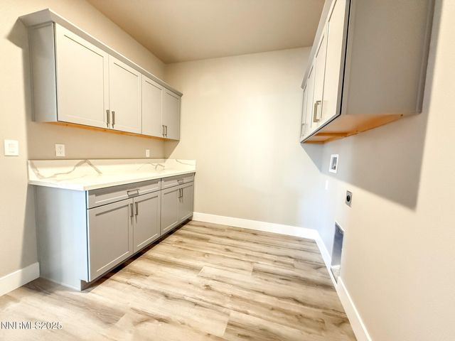 917 Saltbrush, Dayton, NV 89403