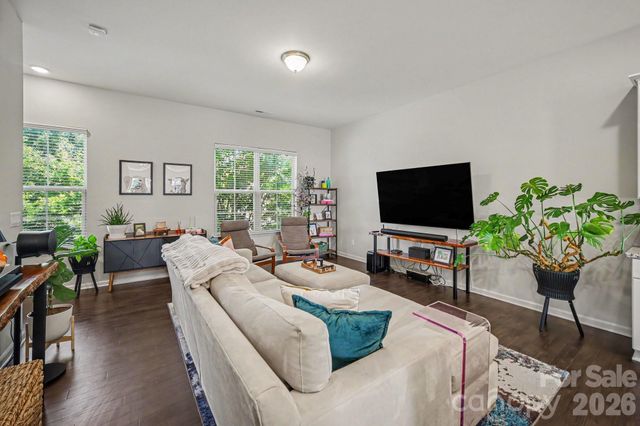 9316 Ainslie Downs Street, Charlotte, NC 28273