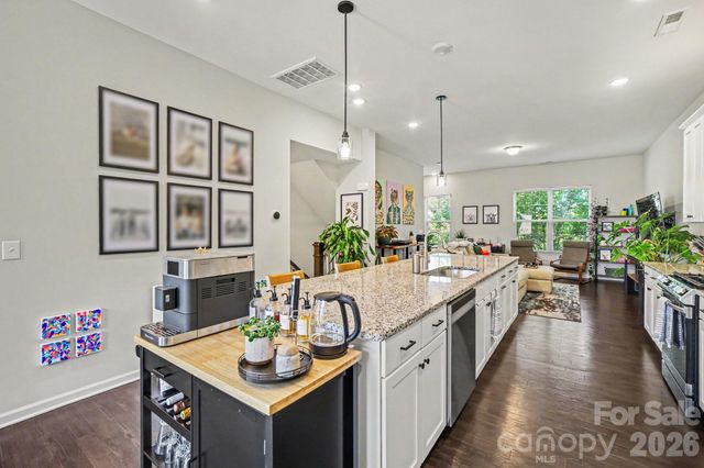 9316 Ainslie Downs Street, Charlotte, NC 28273