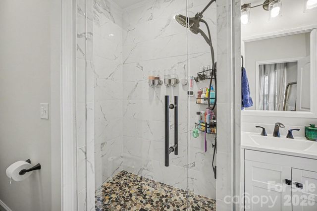 9316 Ainslie Downs Street, Charlotte, NC 28273