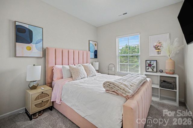 9316 Ainslie Downs Street, Charlotte, NC 28273