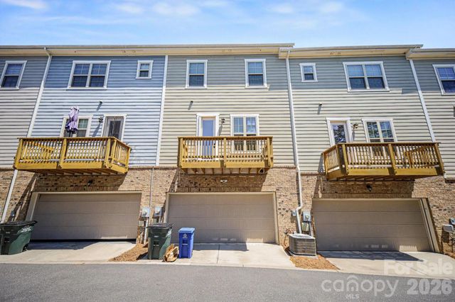 9316 Ainslie Downs Street, Charlotte, NC 28273