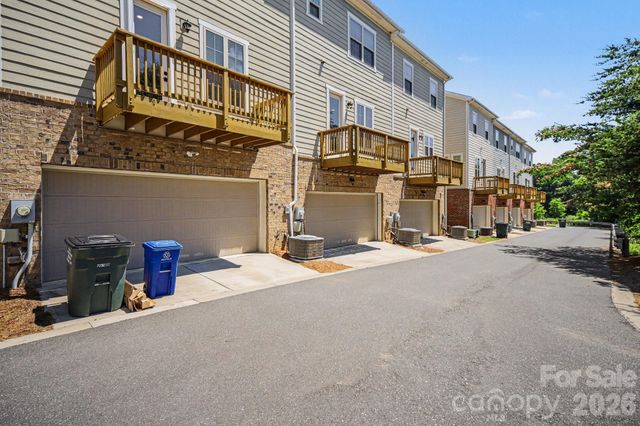 9316 Ainslie Downs Street, Charlotte, NC 28273