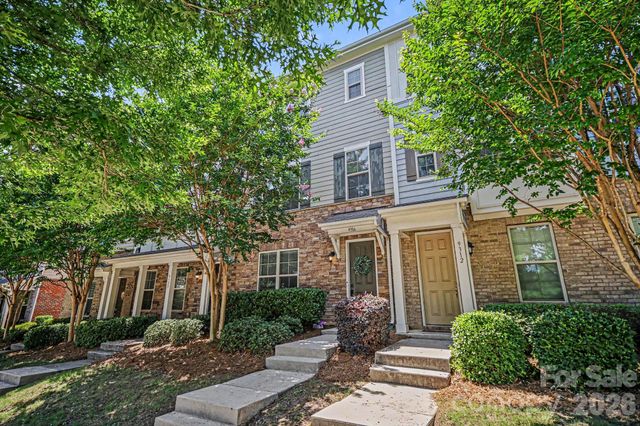 9316 Ainslie Downs Street, Charlotte, NC 28273