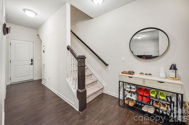 9316 Ainslie Downs Street, Charlotte, NC 28273