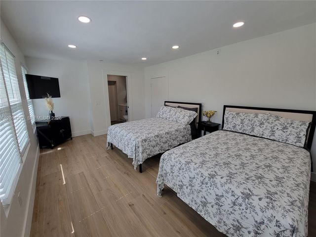 735 Tradewind Drive, North Palm Beach, FL 33408