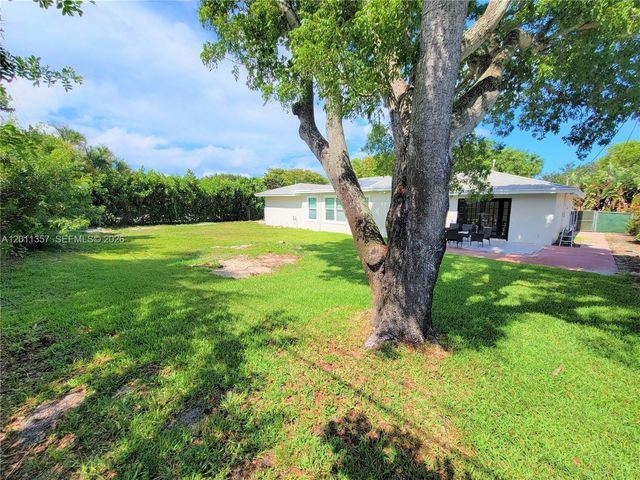 735 Tradewind Drive, North Palm Beach, FL 33408