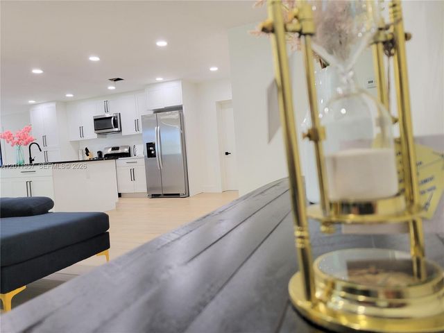 735 Tradewind Drive, North Palm Beach, FL 33408