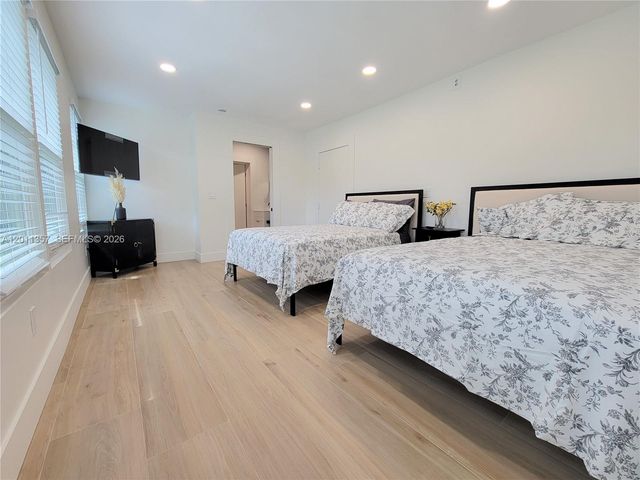 735 Tradewind Drive, North Palm Beach, FL 33408