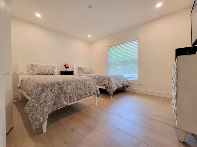735 Tradewind Drive, North Palm Beach, FL 33408