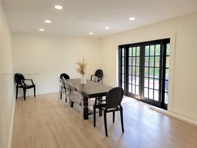735 Tradewind Drive, North Palm Beach, FL 33408