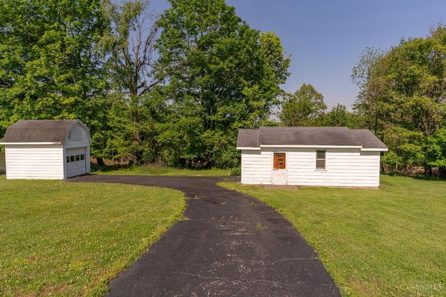 20 Highland Drive, Hillsboro, OH 45133