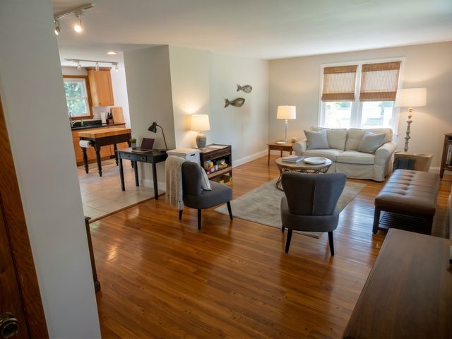 9N277 Corron Road, Elgin, IL 60124
